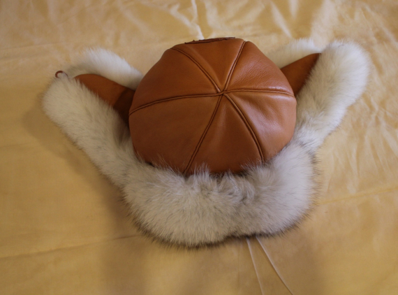 Skinnlue av polarrev.