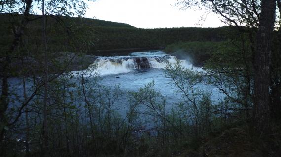 Foto av fossefallet Pikefossen.